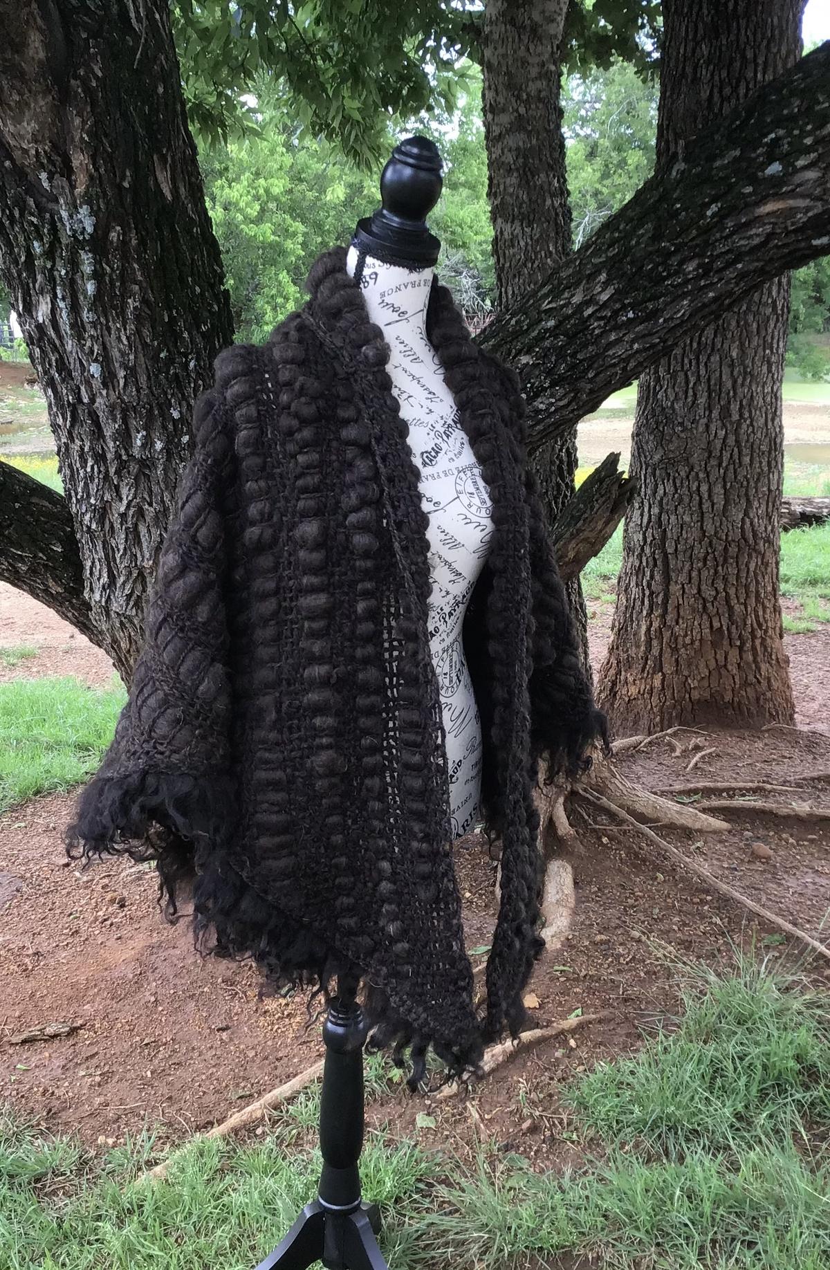 Dark Sheep Shawl 